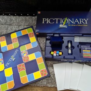 Pictionary the Fun Game of Quick Draw - 486
