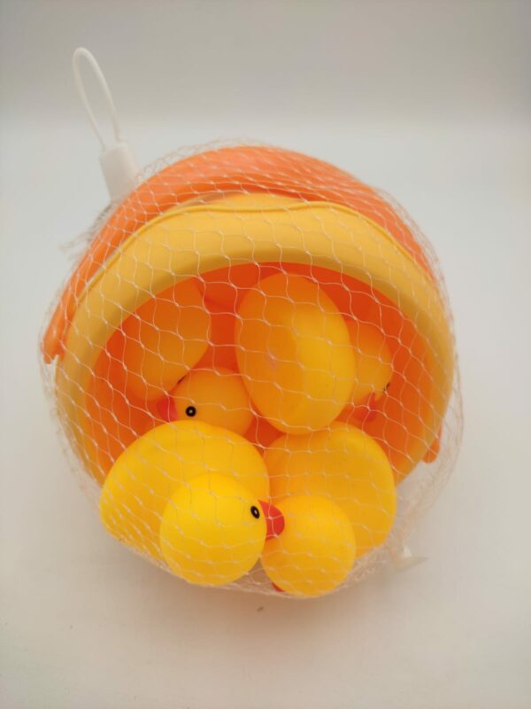 Soft Baby Ducks Bucket - 8 pieces